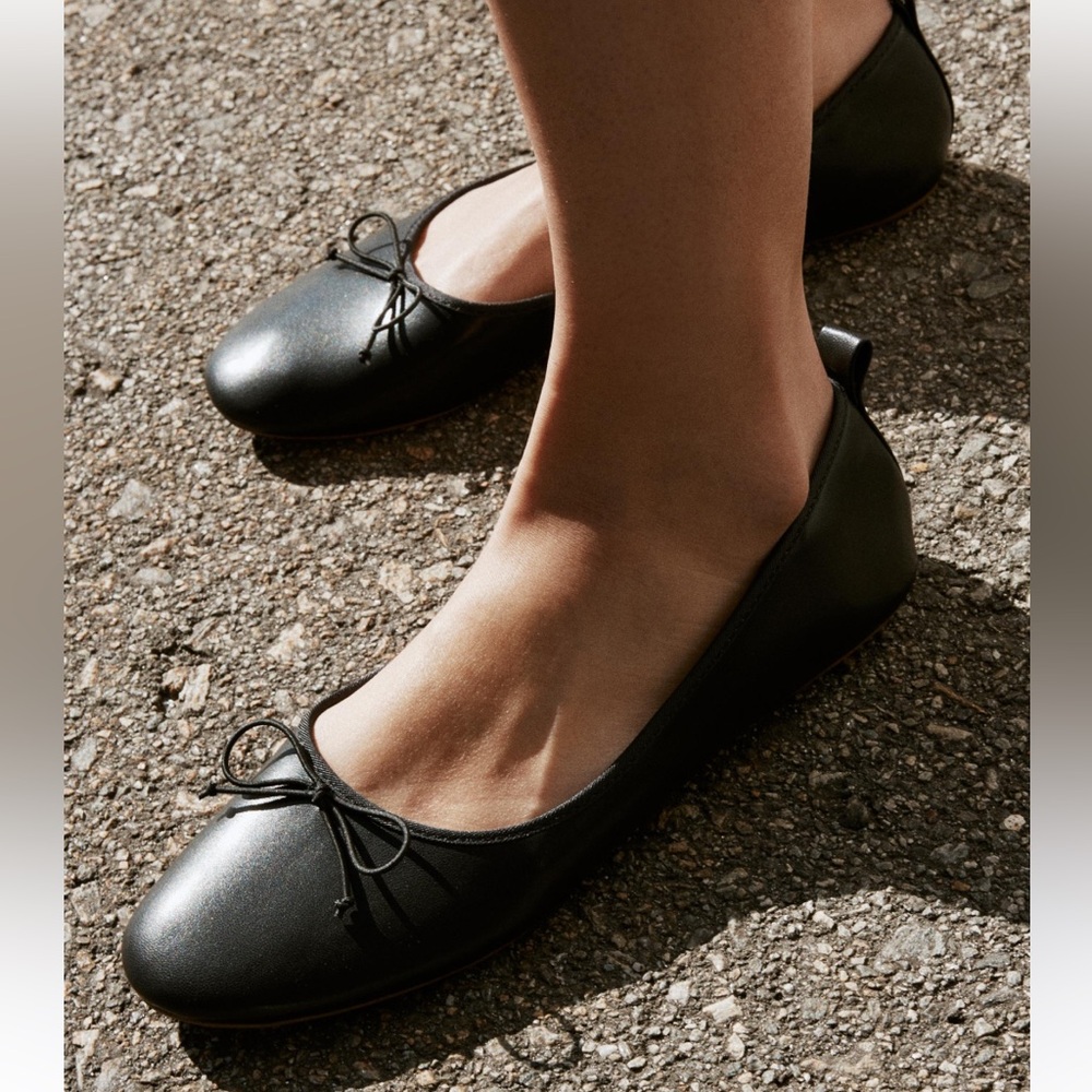 Zara Black Ballet Flats with bow